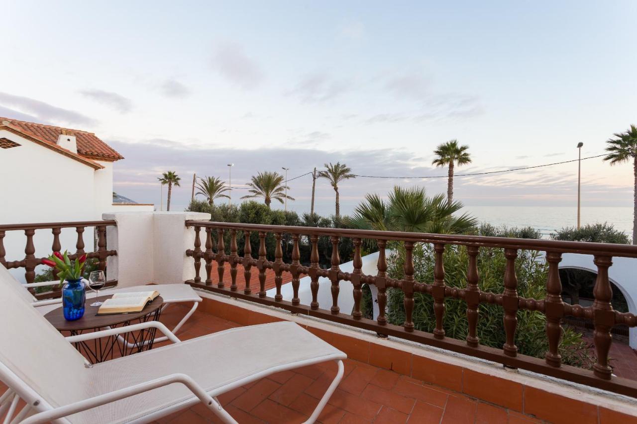 Villa Alicia Sitges Esterno foto