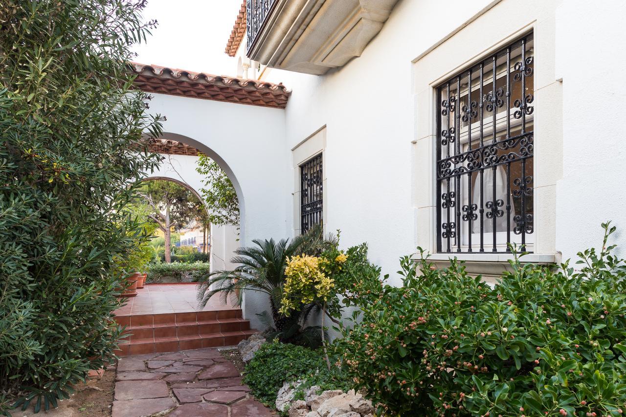Villa Alicia Sitges Esterno foto