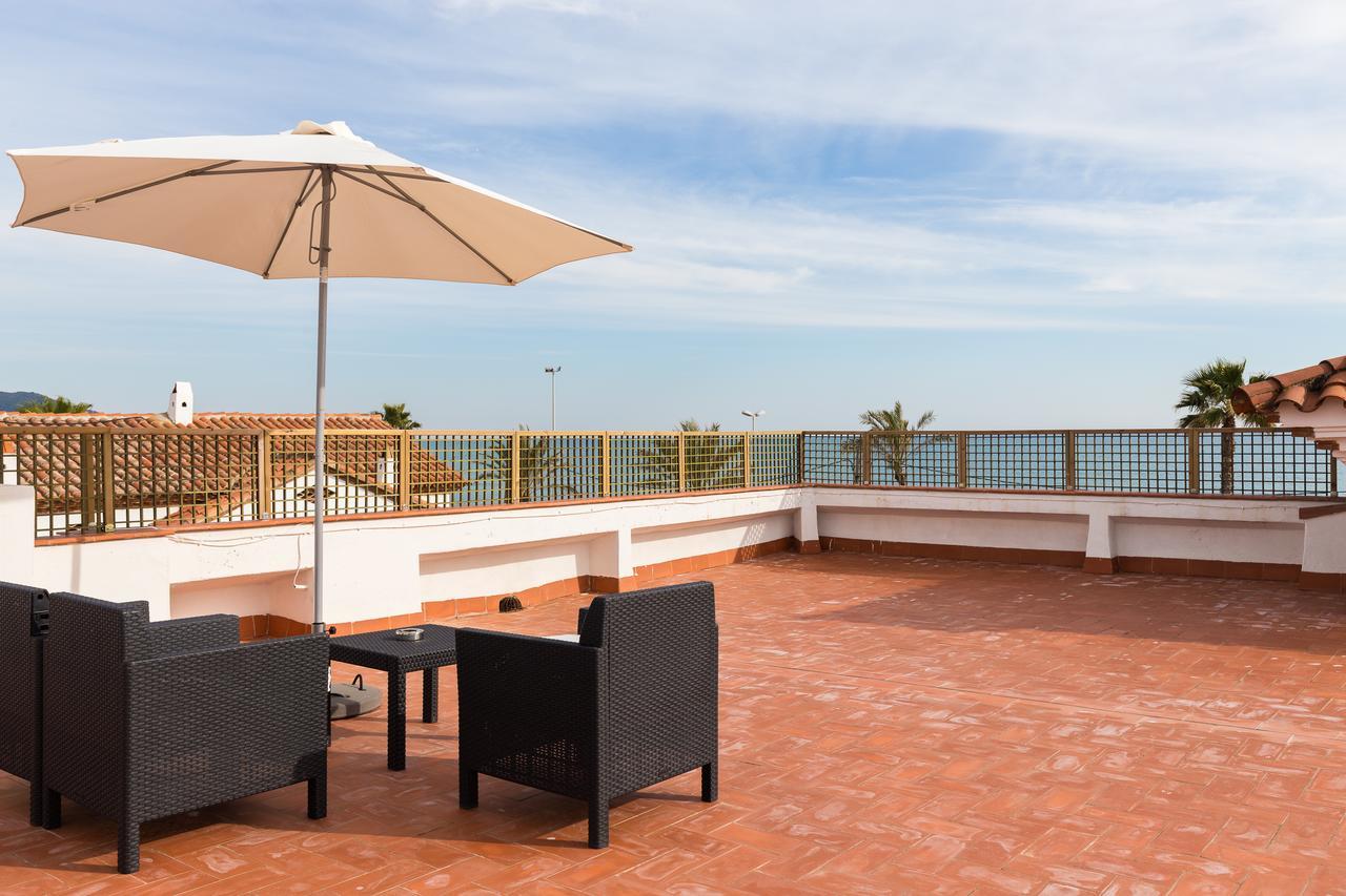 Villa Alicia Sitges Esterno foto